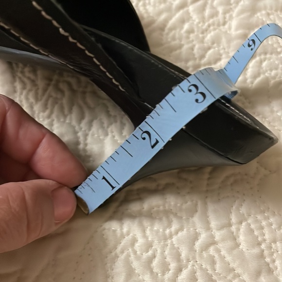 Shoes - Picture 6 of 6